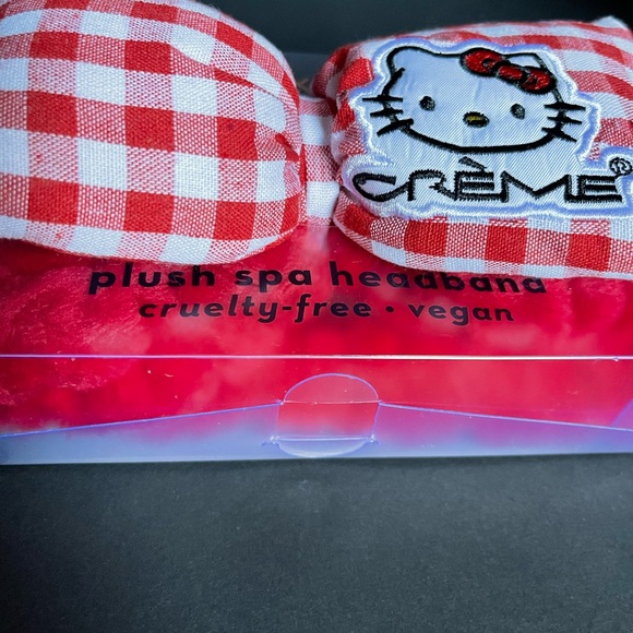 ♥️ Crème shop x Hello Kitty red gingham bow plushy headband. - Picture 3 of 5